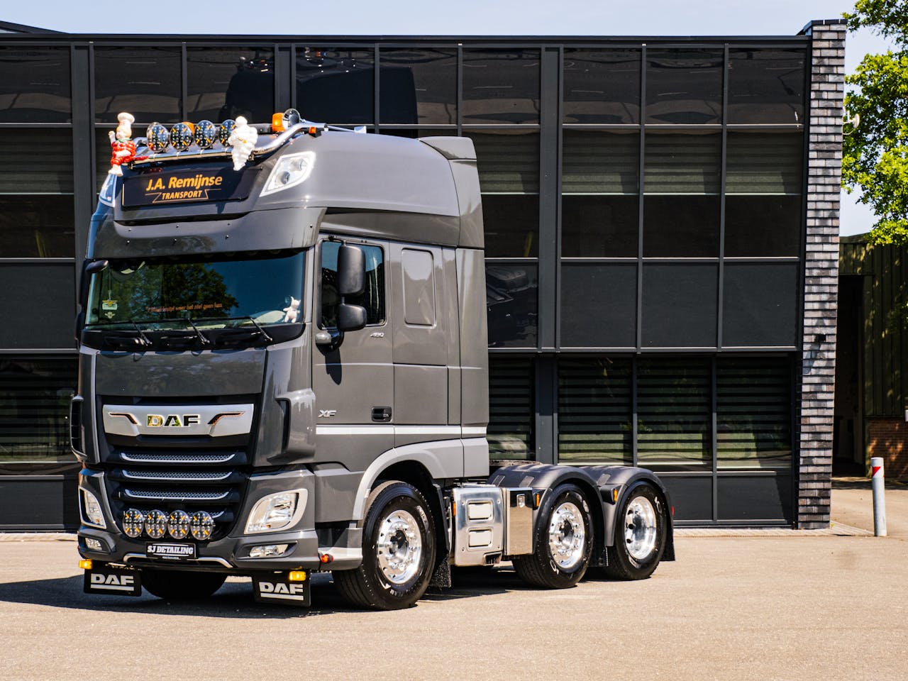 DAF XF truck parked in Andijk, Noord-Holland, Netherlands, showcasing modern design.